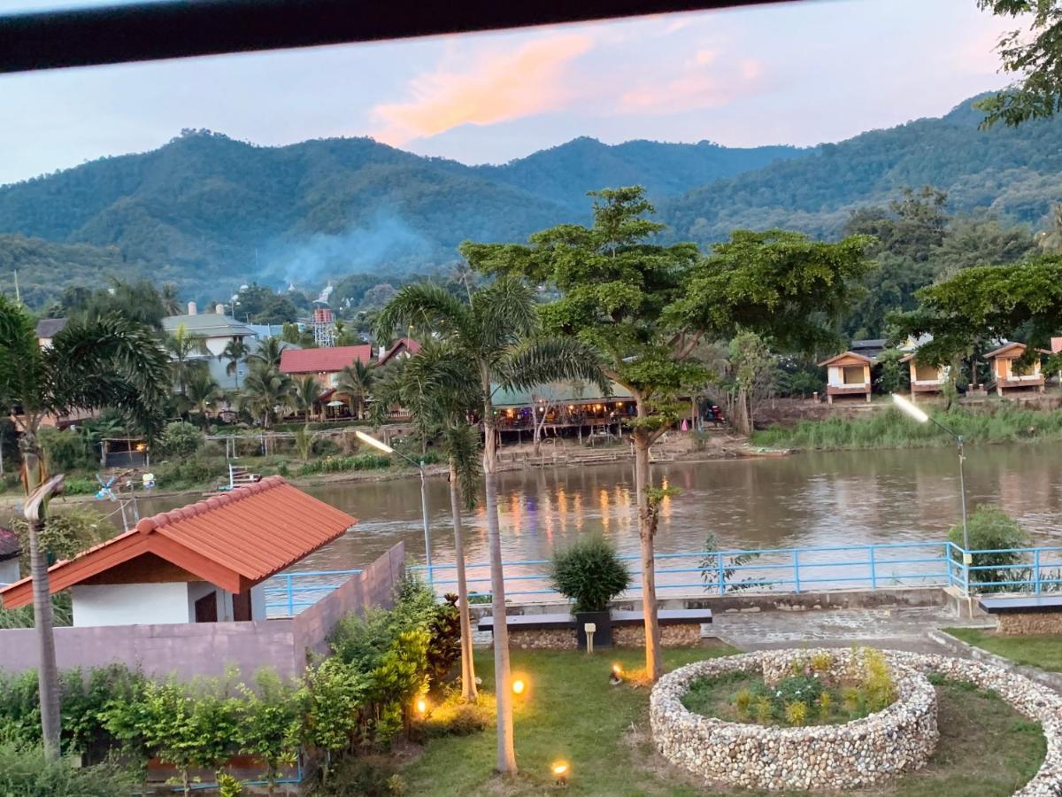 Saranya River House สรัญญาริเวอร์เฮาส์ Mae Ai Bagian luar foto