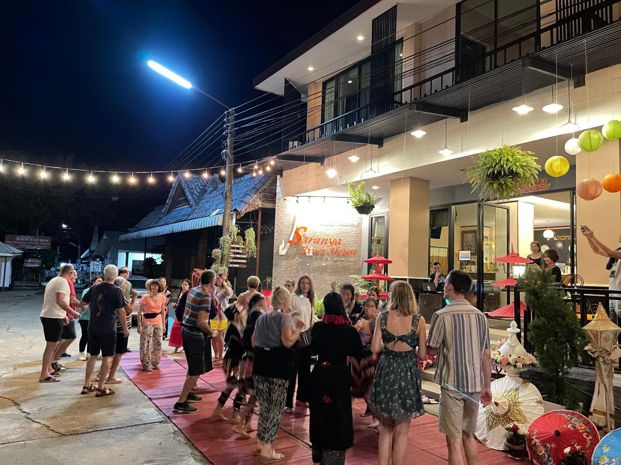 Saranya River House สรัญญาริเวอร์เฮาส์ Mae Ai Bagian luar foto